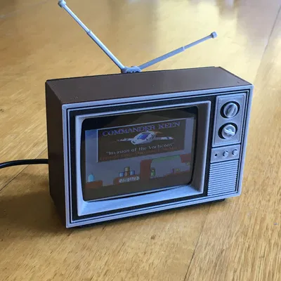 Vỏ TV Retro cho Raspberry Pi