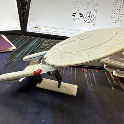 Giá đỡ mô hình Star Trek Lớp Galaxy/Nebula