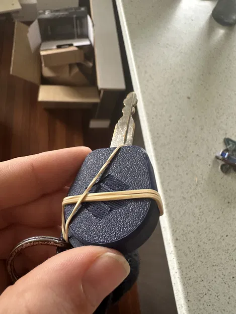 Vỏ Chìa Khóa Suzuki Thay Thế - Image 1