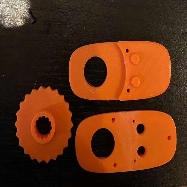 Vòng Chỉnh Nét và Nắp Che Camera Logitech C310 - Image 5