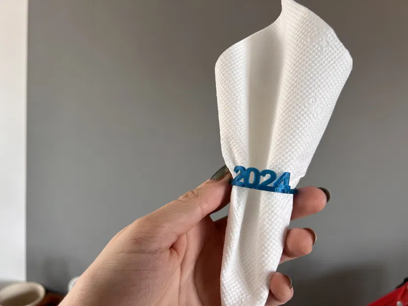 Nhẫn Đựng Khăn Ăn Tùy Chỉnh Theo Tên - Image 1