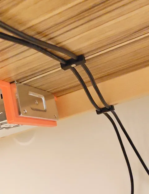 Kẹp Quản Lý Dây USB UCM01 - Image 2