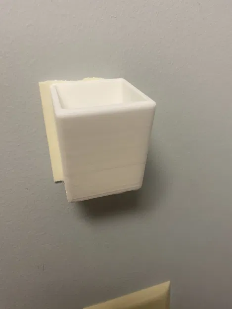 Giá đỡ remote treo tường - Image 1