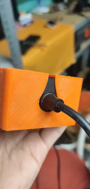 Giá Đỡ Sạc Xe Xiaomi - Image 2