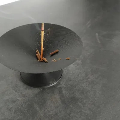 Chỗ Cắm Nhang Tàn Thuốc Có Gạt Tàn Đơn Giản