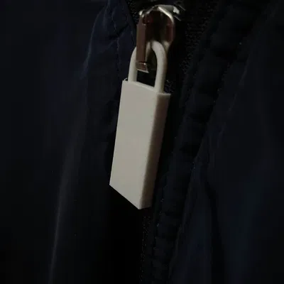 Tay cầm khóa kéo "Zipper grip"