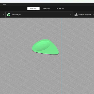 Móng Gảy Ghi-ta Có Biên Dạng
