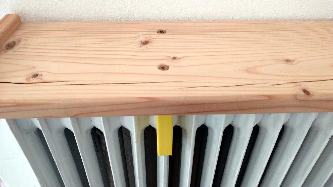 Pát Gắn Kệ Lên Dàn Sưởi - Image 3