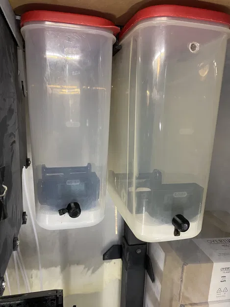 Cục hút ẩm cho hộp khô Rubbermaid - Image 3