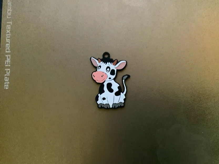 Móc khóa / Mặt dây chuyền Garth The Calf dễ thương nhiều màu - Image 2