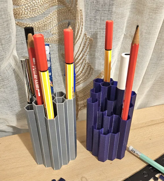 Ống Cắm Bút Hình Lục Giác - Image 1