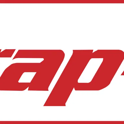 Biển nhái "Strap-on" phiên bản hài hước