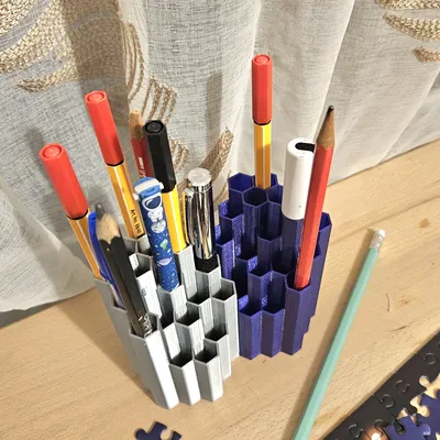 Ống Cắm Bút Hình Lục Giác