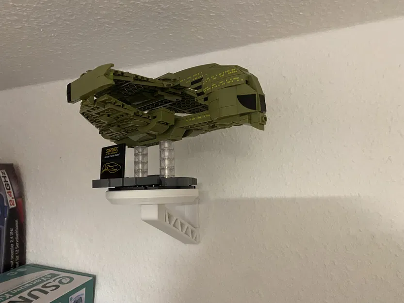 Giá Treo Tường Mô Hình Star Trek BlueBrixx - Image 1