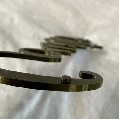 Tranh tường "Every Seconds Counts"