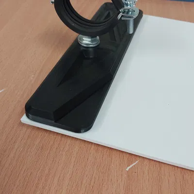 Giá đỡ cho ISO 7010 200 x 200