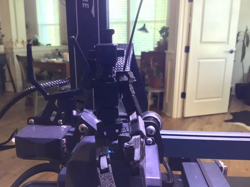 Easy 13 Titan Camera Man v1 (Từ Skibidi Toilet) - Image 1