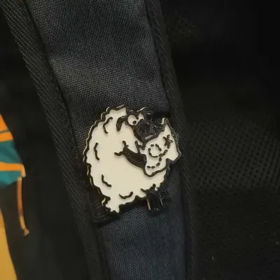 Huy Hiệu Cừu Dễ Thương