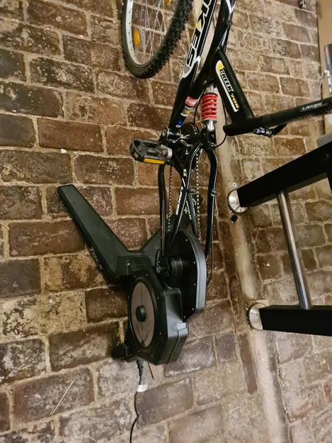 Kệ Máy Tính Bảng Cho Xe Đạp Tập Tại Nhà - Image 3