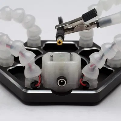 Phụ kiện cho tay thứ sáu, ba tay