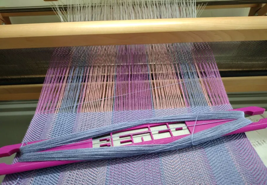 Thoi Dệt Cho Máy Dệt Vải - Image 1