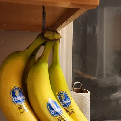 Móc Treo Chuối Từ Móc Hình Mắt