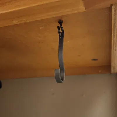 Móc Treo Chuối Từ Móc Hình Mắt