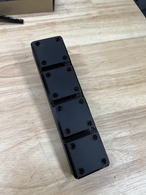 Giá đỡ dao rọc giấy Gridfinity có lỗ nam châm - Image 2