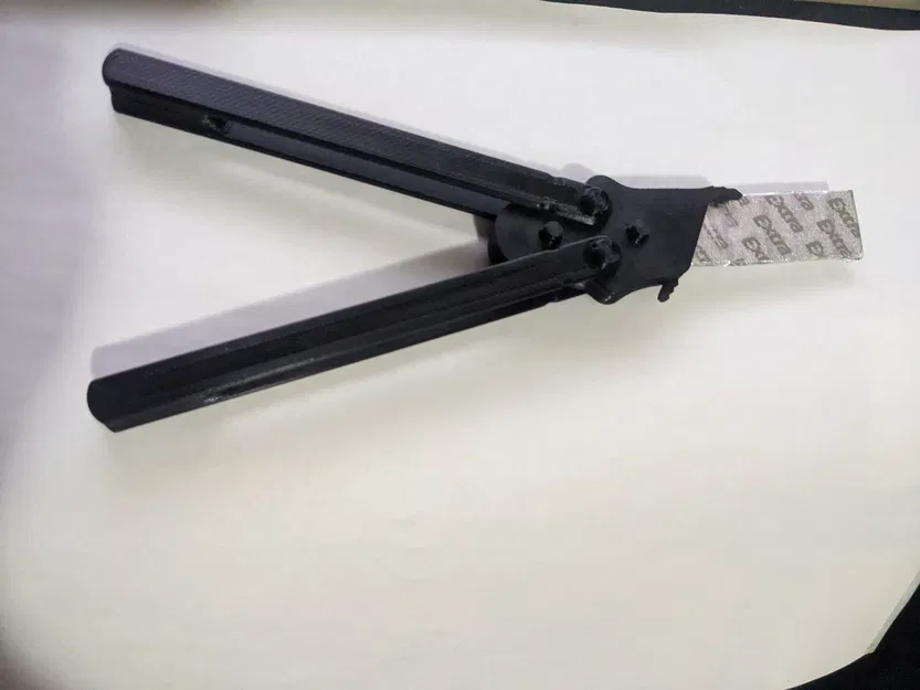 Hộp đựng kẹo cao su kiểu Balisong - Image 1