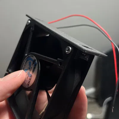 Giá Đỡ Quạt Máy Tính Tối Giản (80mm)