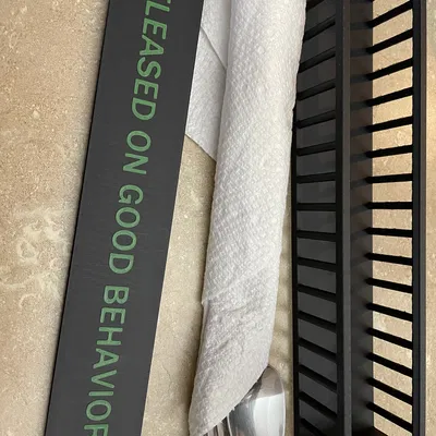 Nhà tù Đồ dùng - Hộp cơm (Bài kiểm tra sức bền Cầu Vô tình)