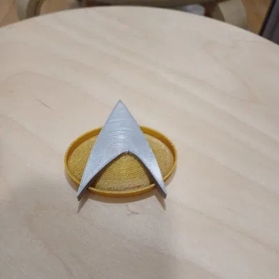 Huy Hiệu Star Trek Thế Hệ Tiếp Theo (TNG)