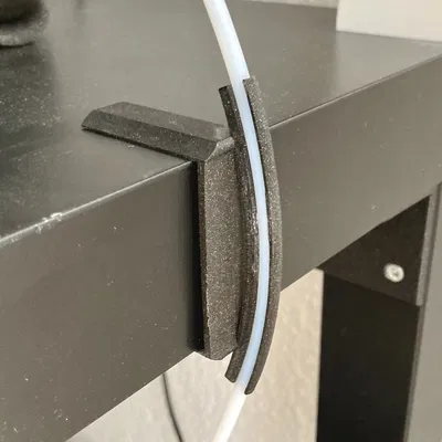 Dẫn dây Filament Ikea LACK không cần khoan