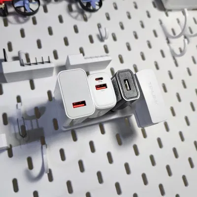 Giá đỡ sạc USB/ổ cắm EU cho IKEA Skadis