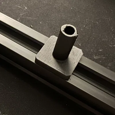 Chân đế bo mạch chủ ATX có đầu nối extrusion