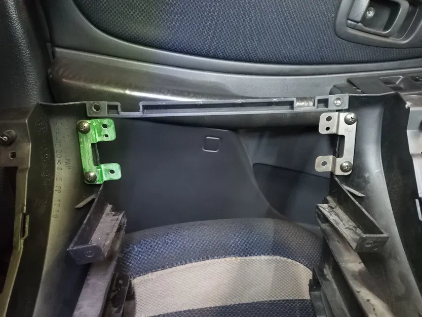 Phụ Tùng Thay Thế Subaru Impreza GC8 Mã Số: 66201FC020 và 66201FC030 - Image 2