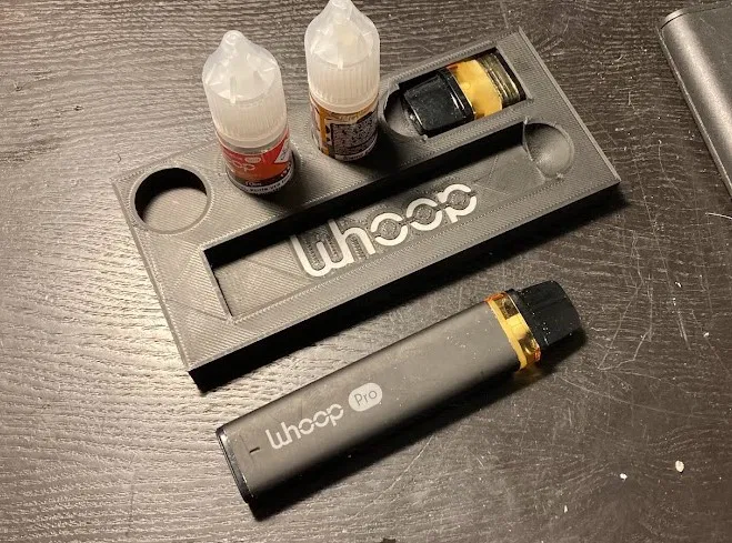 Kệ Để Vape Whoop Trên Bàn Làm Việc - Image 1