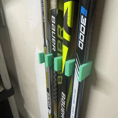 Kệ Treo Tường Gậy Khúc Côn Cầu