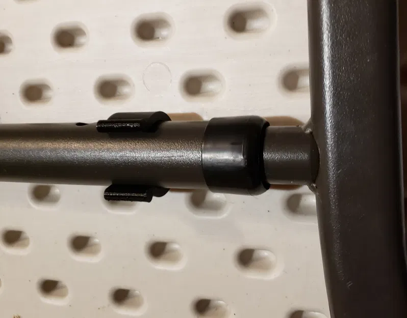 Kẹp Chân Bàn Điều Chỉnh Độ Cao 4 Chân Lifetime 80256 - Image 3