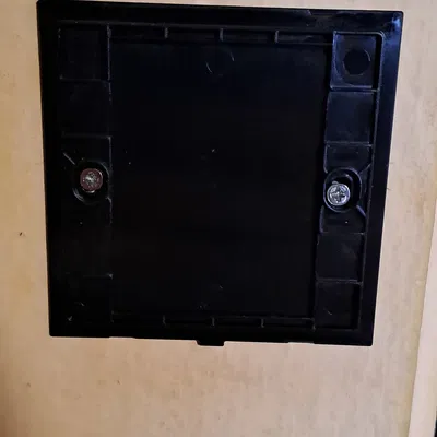 Khung giữ công tắc Sonoff R5