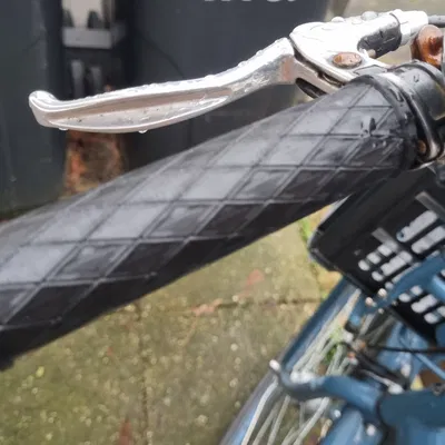 Tay Nắm Xe Đạp Đơn Giản