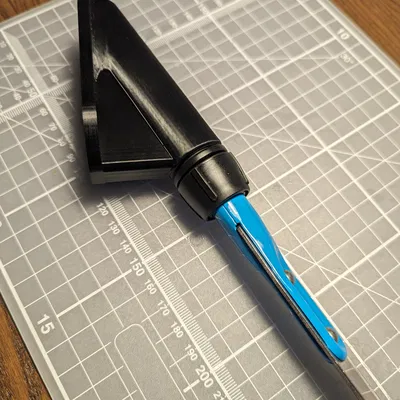 Giá Đỡ Dụng Cụ Gardena