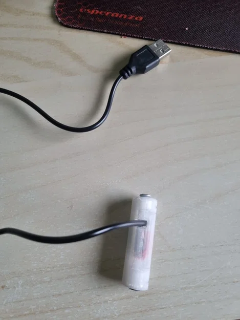 Bộ chuyển đổi pin AA sang USB - Image 4