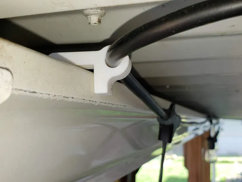 Kẹp Máng Xối Đèn Dây LED - Image 1