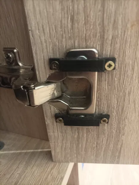 Cách sửa bản lề cửa đơn giản - Image 1