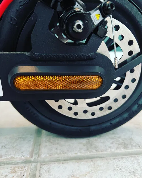 Giá đỡ AirTag cho Xe điện Xiaomi Pro2 - Image 3