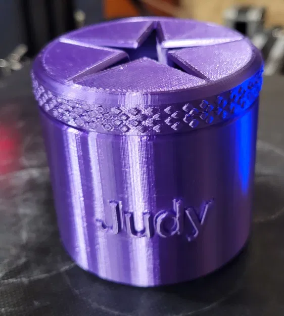 Hộp Thu Gom Vinyl Tách Cỏ - Image 1