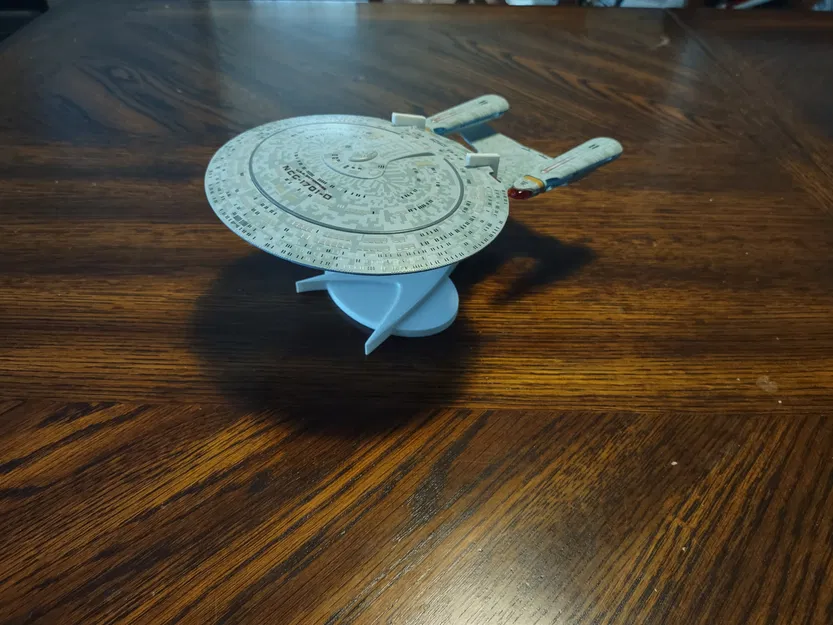 Đế Thay Thế Cho U.S.S. Enterprise NCC-1701-D (TNG, Eaglemoss XL Model) - Image 1