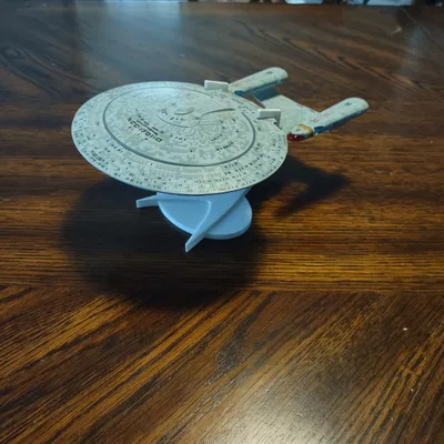Đế Thay Thế Cho U.S.S. Enterprise NCC-1701-D (TNG, Eaglemoss XL Model)