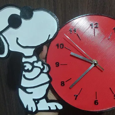 Đồng Hồ Treo Tường Snoopy